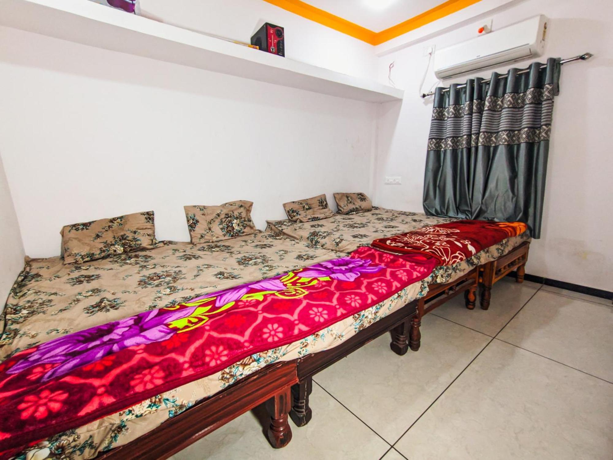 Bhavya Homestay Garudeshwar Exteriér fotografie